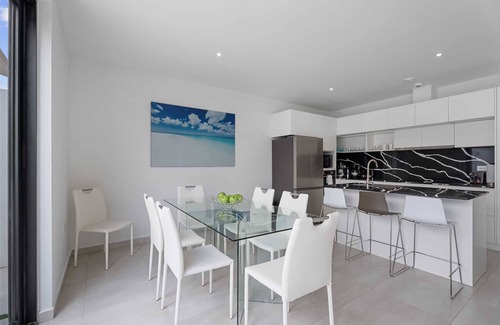 Ponton Haus | CM01A - Private pool - Outdoor Pleasure 3BR townhome