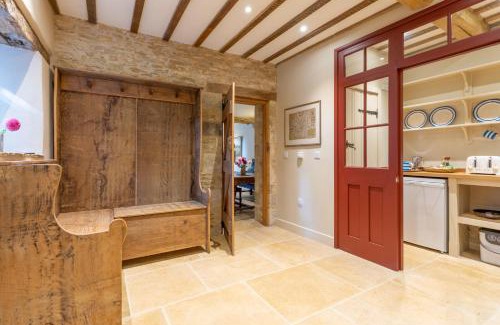 Cold Aston Haus | Coach House, Cold Aston