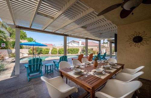 Indio Haus | Coachella Chill: Luxury 4BR/4King Paradise Retreat