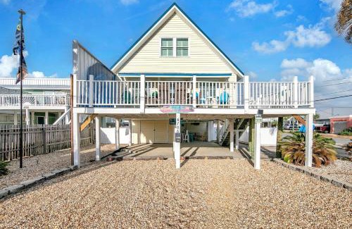 Holiday Beach Haus | Coastal Bliss
