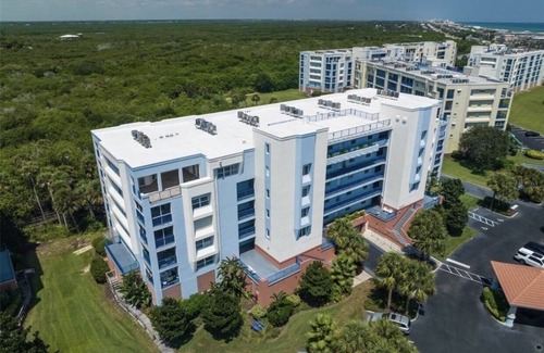 New Smyrna Beach Eigentumswohnung | Coastal Breeze: Oceanwalk Resort