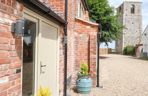 Repps with Bastwick Haus | Cobblers Barn