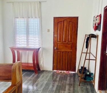 Siquijor Haus | Cockatoo Room Rentals Siquijor