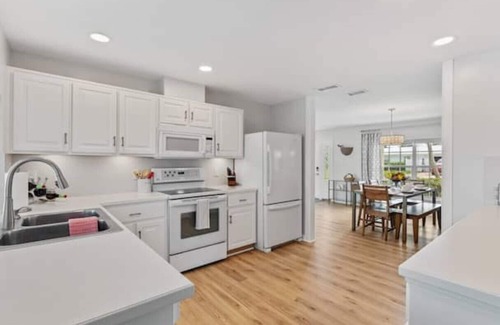 Venetian Way Haus | Cocoa Beach Coral Retreat waterfront 3 BR /2.5 BA