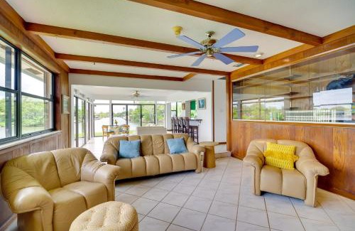 Cocoa Beach Haus | Cocoa Beach House on Banana River Walk to Ocean!