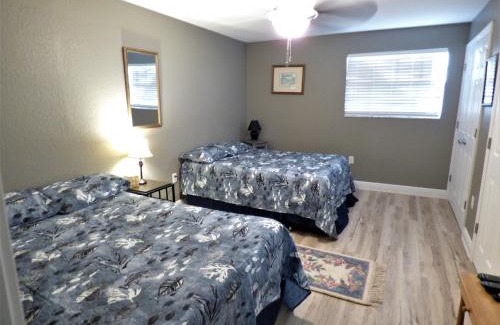 Avon By The Sea Wohnung | Cocoa Beach - Oceanfront - Steps to the Pier and Ocean