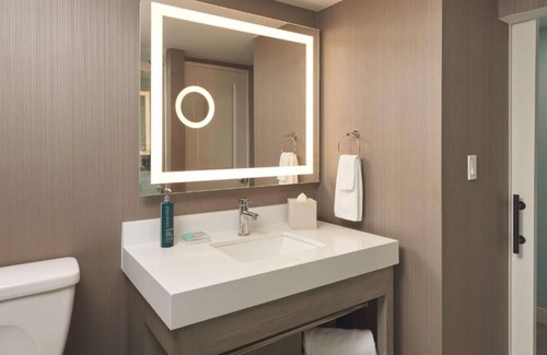 Cocoa Beach Hotel | Cocoa Beach’s Coastal Chic! Minutes to Cocoa Beach Pier, Onsite Pool!