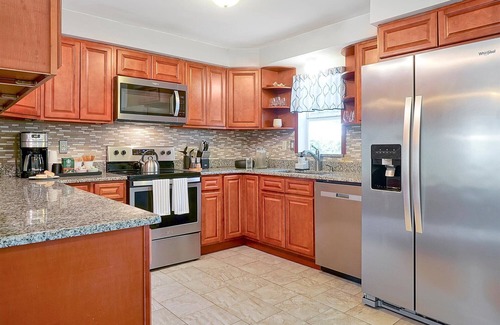 Cocoa Isles Haus | Cocoa Isles Family Oasis