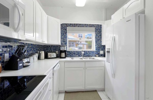 Northwest Point Eigentumswohnung | Coconut Bay Villas #122 West Bay 3 BR Oceanfront