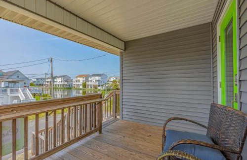 Cherry Grove Beach Haus | Coconut Flats Duplex- Upstairs-