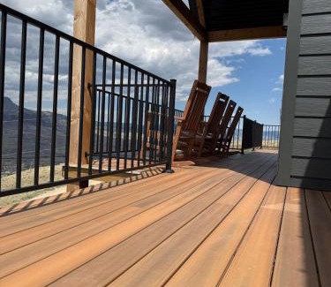 Wapiti Haus | Cody WY Yellowstone Luxury Mountain Retreat