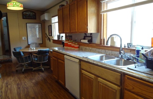 Harrison Kabine | Stay in the oldest livable structure in the State of Idaho! Swim, relax, enjoy.