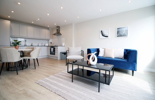 Atlantic Wharf Wohnung | Cohost Partners Stylish 2BR in Cardiff Bay Parking