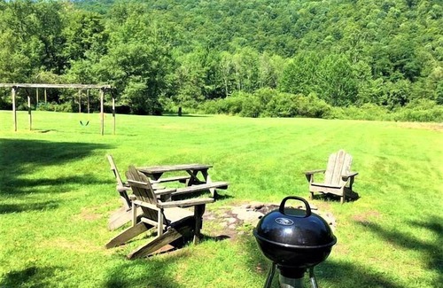 Big Indian Hotel | Cold Spring Lodge - Hotel E