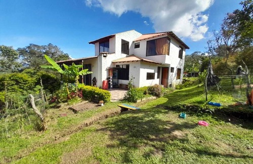 Moniquira Kabine | Colombian Cabain for your Aventure and Relaxing time