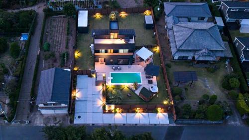 Shirako Haus | Color Bee Villa 99 海の見える貸別荘,プライベートプール, サウナ, ジャグチ,ドッグラン,BBQ付き