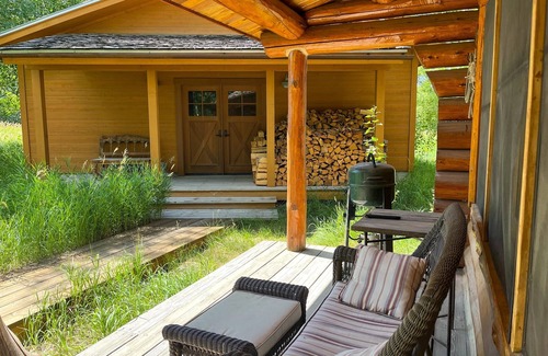 Clawson Kabine | Colter Cabin - Klassisches Blockhaus mit Blick auf die große Ranch
