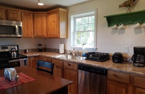 Haywood Hütte | Kommen Sie zu einem BESUCH! TOLLE PREISE: $ 100/125 / nt