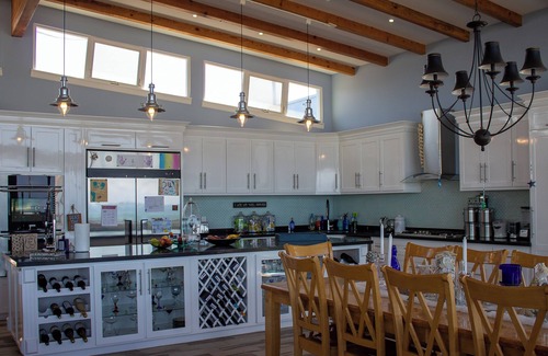 Lengueta Arenosa Haus | Come live the flip-flop lifestyle in our luxury beach home!