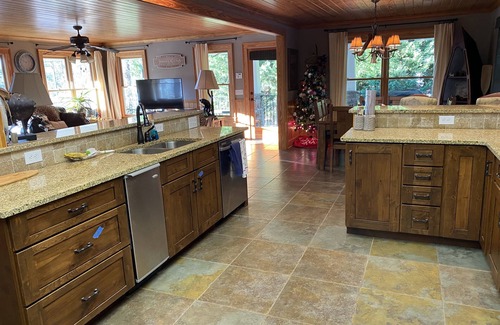 Pleasure Point Haus | Come Relax with your family at Casa Bear