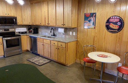 Pleasure Point Haus | Come Relax with your family at Casa Bear