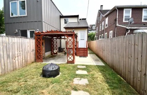 Downingtown Haus | Comfort and Charm Right Downtown