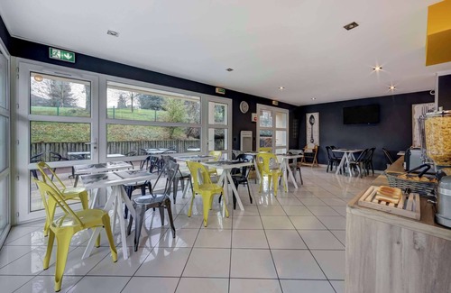 Divonne-les-Bains Wohnung | Comfort Aparthotel Divonne L'Oree du Parc