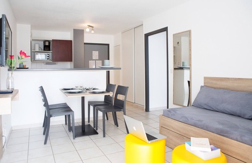 Divonne-les-Bains Wohnung | Comfort Aparthotel Divonne La Versoix