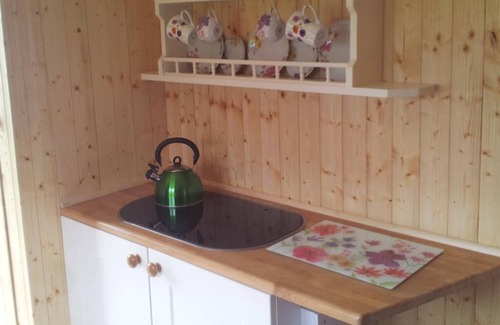 Severn Stoke Wohnung | Doppelzimmer-Komfort-Gemeinsames Badezimmer-Parkblick-With Private WC