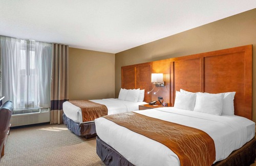 Polaris Hotel | Comfort Inn North/Polaris