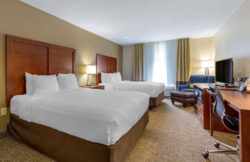 Cambridge Hotel | Comfort Inn & Suites Cambridge