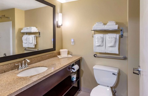Lake Point Hotel | Comfort Inn & Suites Tooele - Salt Lake City