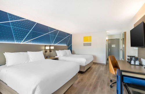 Arlington Heights Hotel | Comfort Inn & Suites Arlington Heights - Buffalo Grove