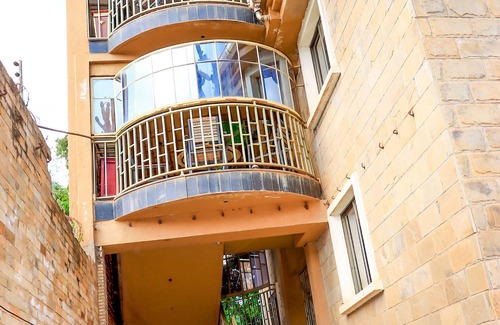 Muthaiga Wohnung | comfort live in, 15 minute drive from town, proximity to Nairobi national park.