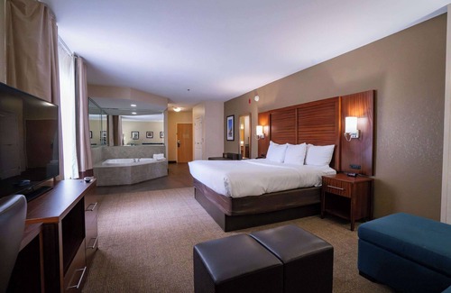 Flowood Hotel | Comfort Suites Airport