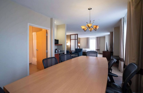 Flowood Hotel | Comfort Suites Airport