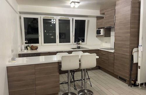 Gambetta Wohnung | Comfortable 3-room apartment in La Défense close to transport links
