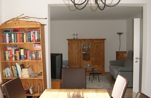 Holzhausen-Externsteine Wohnung | Komfortable Ferienwohnung in ruhiger Lage.