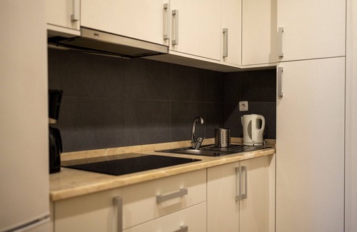 Se Wohnung | Comfortable apartment, fully equipped, very close to the center of Lisbon in the traditional Alfama district.