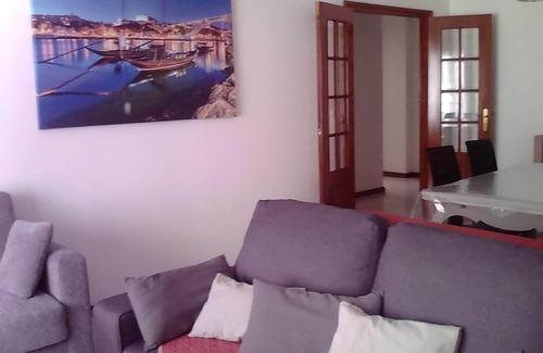 Aguas Santas Wohnung | Comfortable apartment 10 minutes from downtown Porto