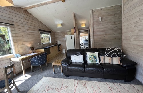 Dairy Flat Hütte | Comfortable Bush Retreat in Coatesville, just 3 minutes from Albany