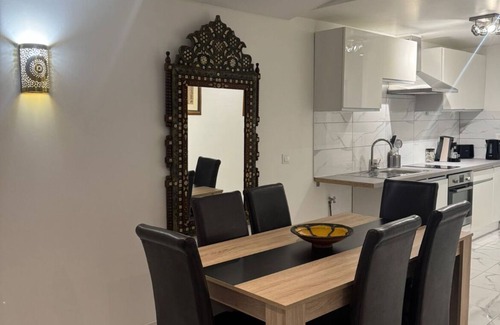 Charnay-les-Macon Wohnung | Comfortable, central accommodation