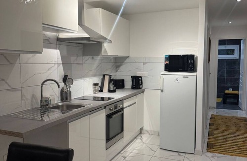 Charnay-les-Macon Wohnung | Comfortable, central accommodation
