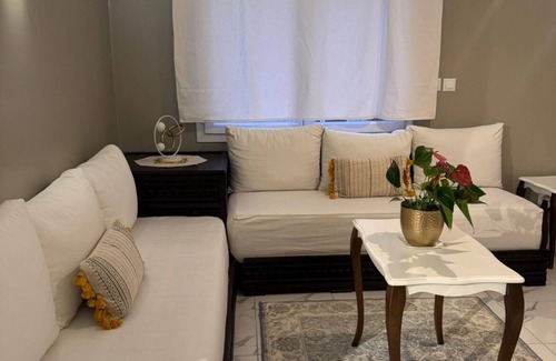 Charnay-les-Macon Wohnung | Comfortable, central accommodation