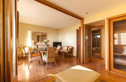 Caminha Haus | Comfortable House in Moledo with Sea View and Parking