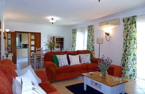 Boavista Villa | Komfortable Luxus Familien Villa - 10x5m Privater Pool, Grill, Spielzimmer