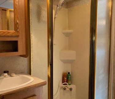 Regional District of Nanaimo Sonstige | Comfortable RV in a farm