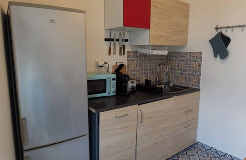 Montreuil Wohnung | Comfortable two-room apartment just outside Paris.