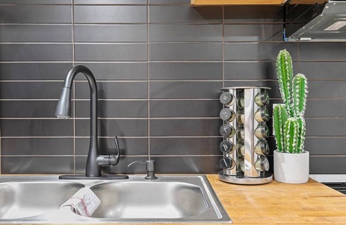 Clarkdale Wohnung | Comfy 2 bedroom w/ Free Parking