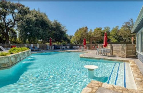 Milwood Wohnung | Comfy 2BD Apt ~ Austin Texas